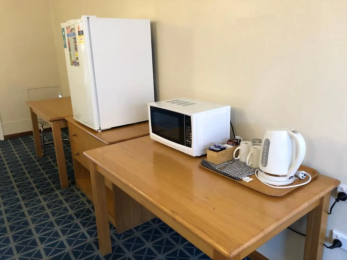 Canberra Lyneham Motor Inn Australia